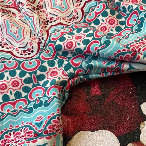 Colorful Patterned Leggings Set - Picture 3 of 7